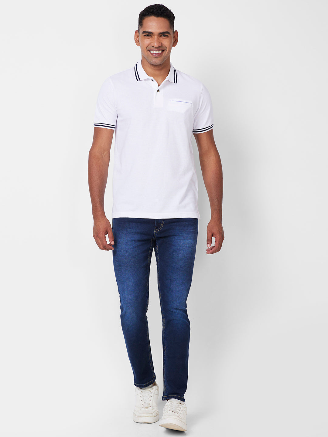 Men's Solid Polo T-Shirt with Contrast Tipping