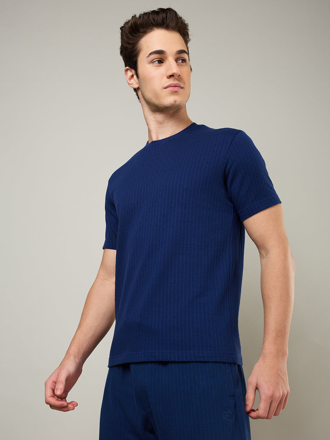 HOLIDAY NAVY