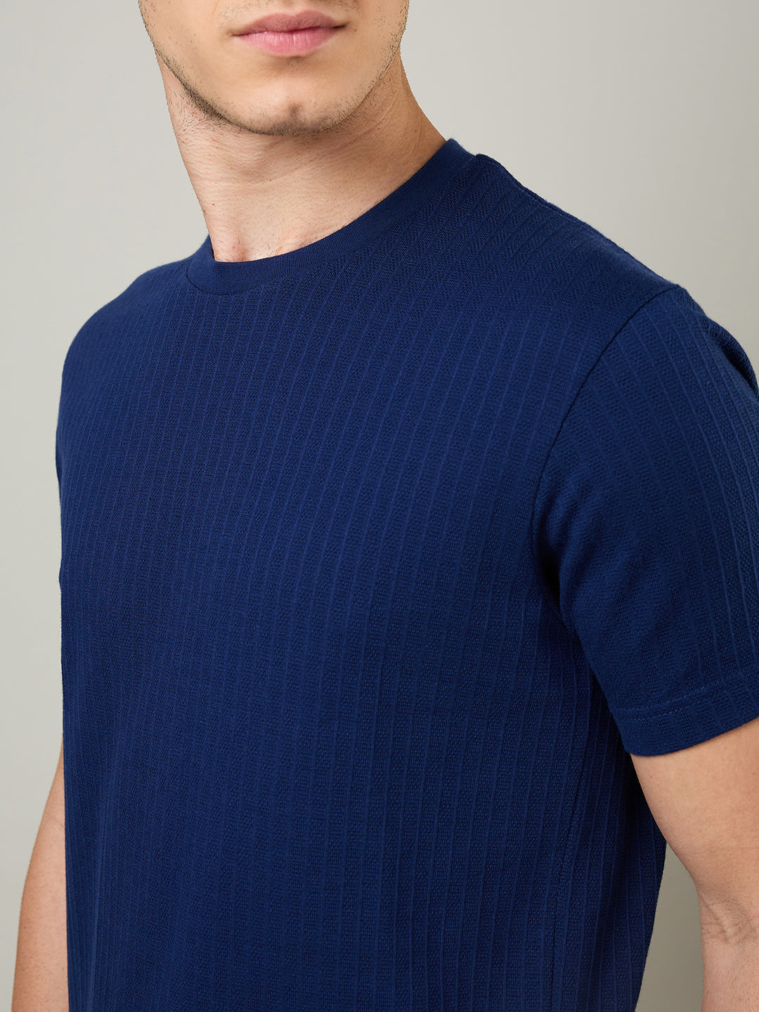 HOLIDAY NAVY