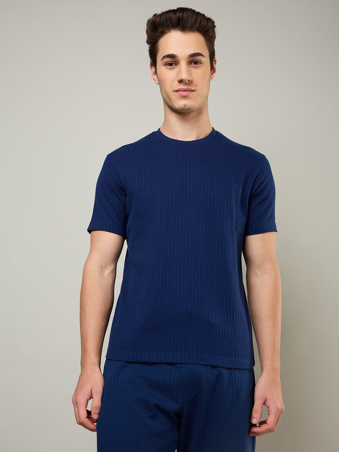HOLIDAY NAVY