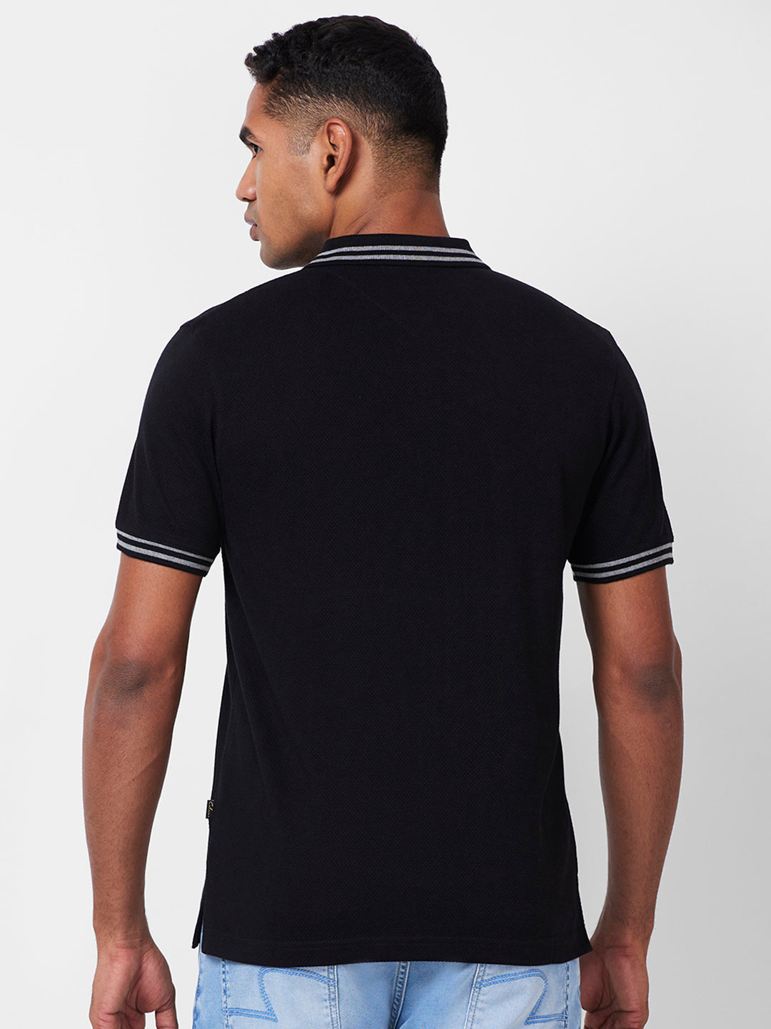 Men's Solid Polo T-Shirt with Contrast Tipping