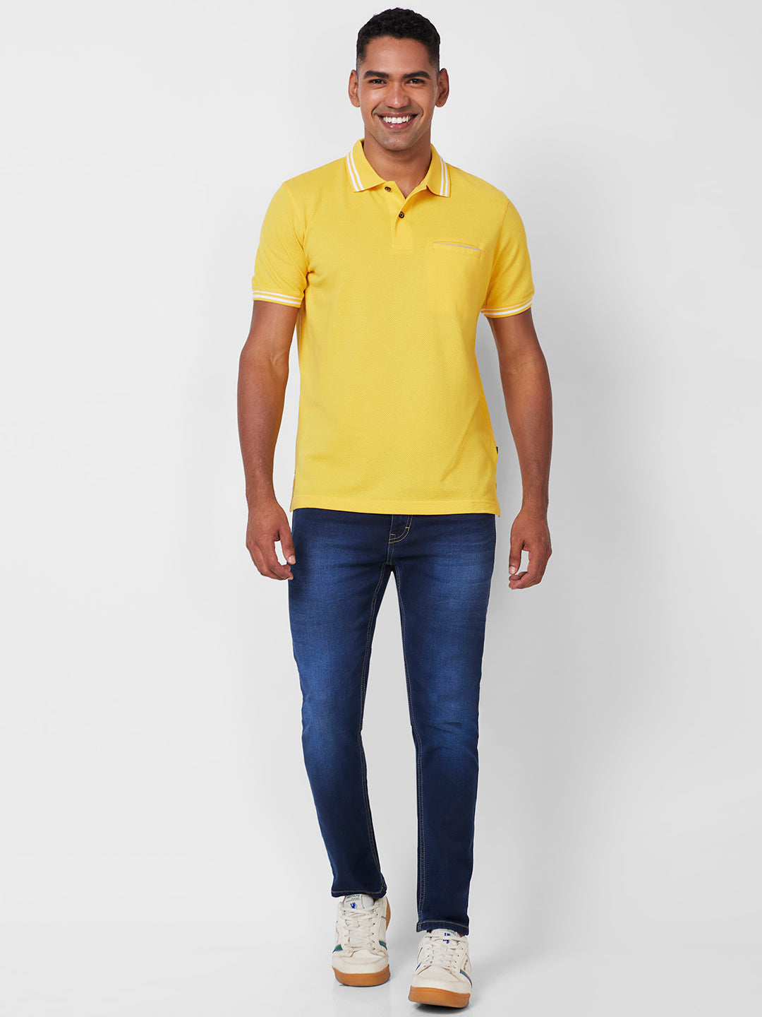 Men's Solid Polo T-Shirt with Contrast Tipping