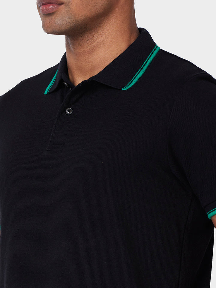 Men's Solid Polo T-Shirt with Contrast Tipping