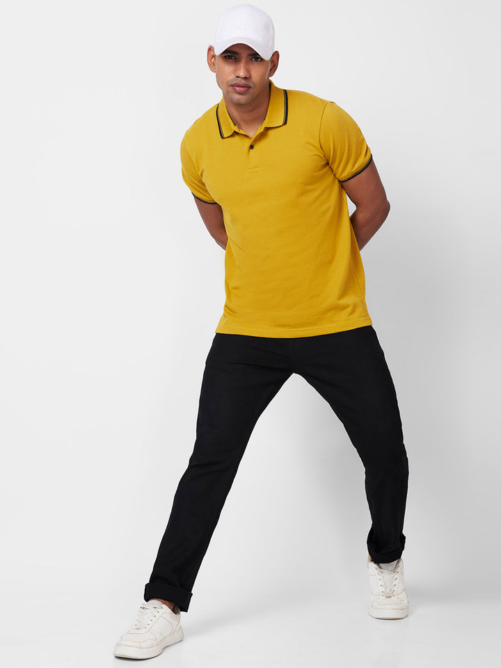 Men's Solid Polo T-Shirt with Contrast Tipping