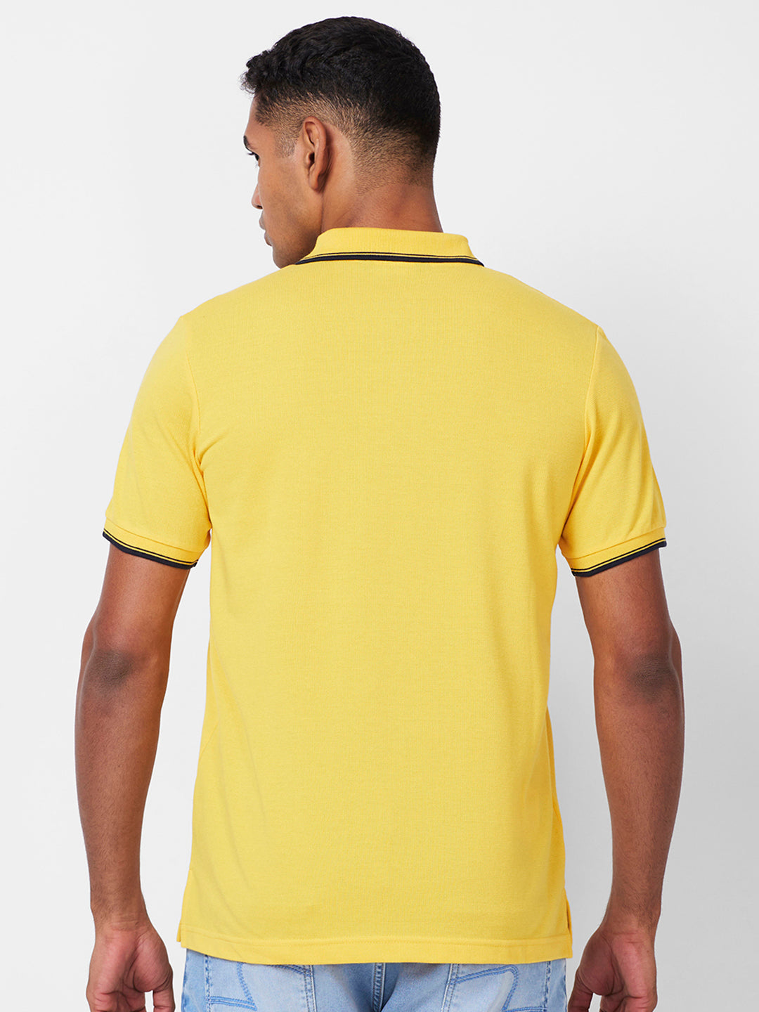 Men's Solid Polo T-Shirt with Contrast Tipping