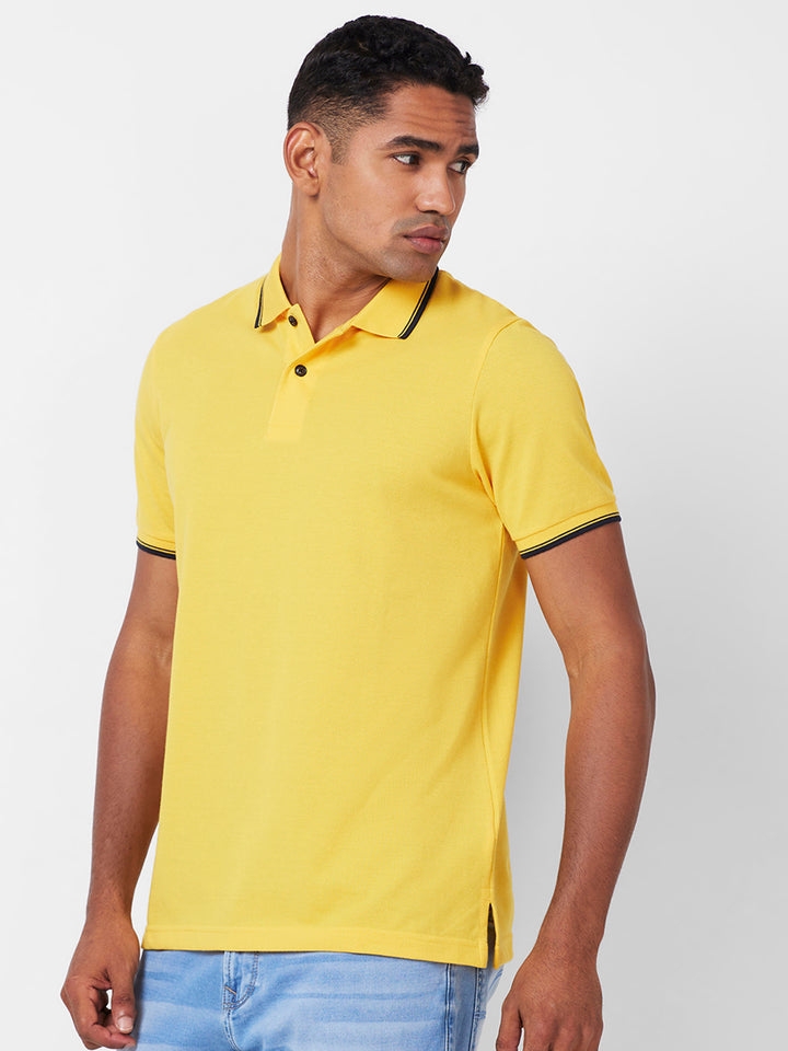 Men's Solid Polo T-Shirt with Contrast Tipping